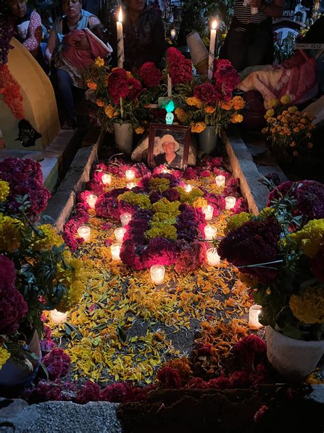 hublot day of the death|15 Day Of The Dead Symbols & Traditions .